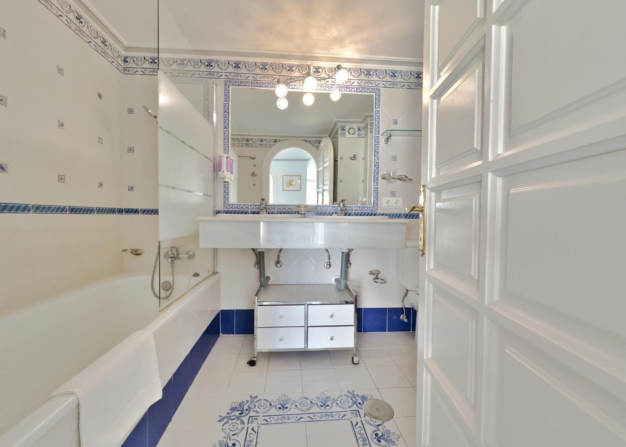 Skol 508 West Facing Duplex Apartment With Amazing Sea Views マルベーリャ エクステリア 写真