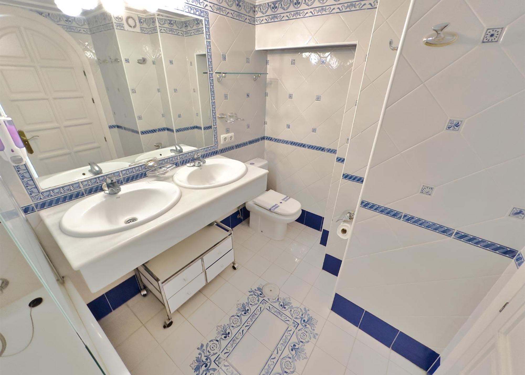 Skol 508 West Facing Duplex Apartment With Amazing Sea Views マルベーリャ エクステリア 写真